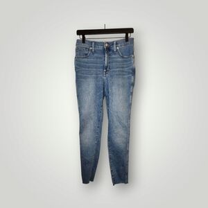 Madewell 10" high-rise skinny frayed jeans size 28